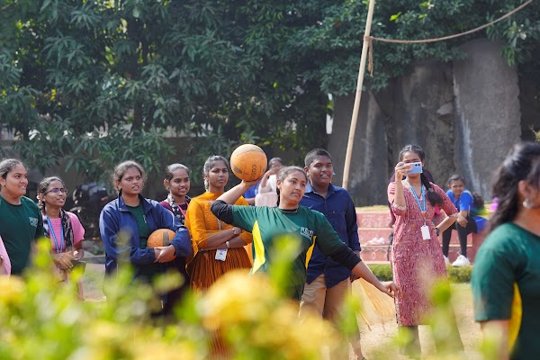 Throw Ball
